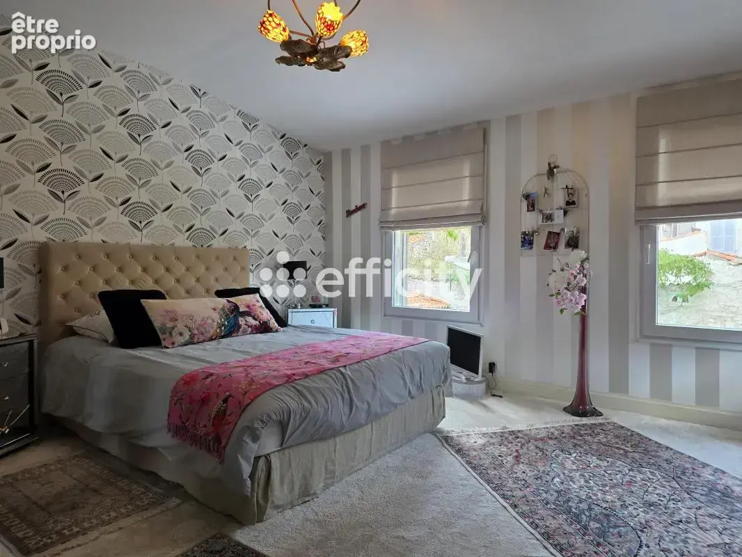 Maison 211 m² à Rochefort  - photo 5