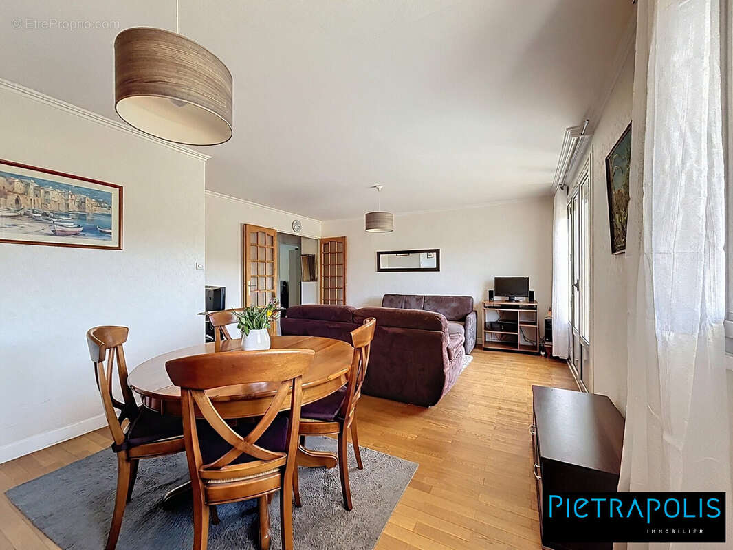 Appartement à LYON-9E
