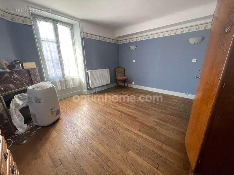 Maison à LA SOUTERRAINE