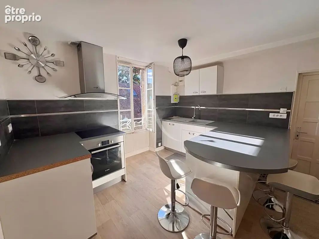 APPARTEMENT Fay Aux Loges, 3 pièces 61 m² - photo 3