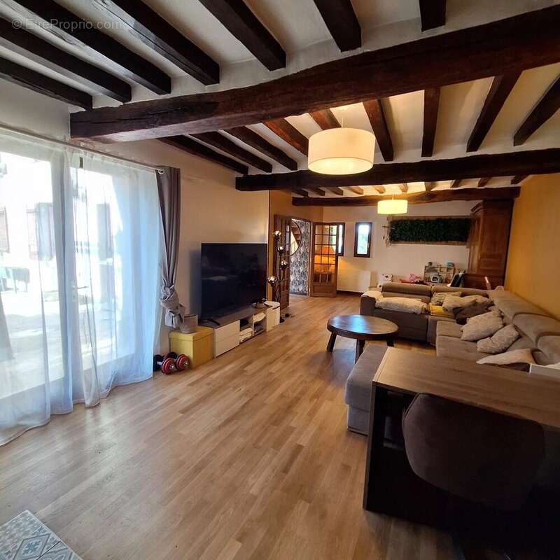 Maison à COULOMMIERS