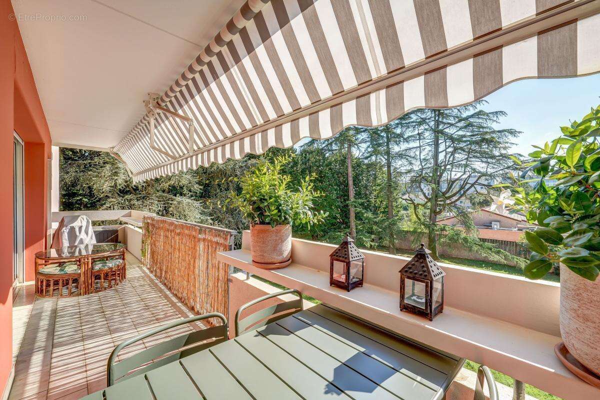 Appartement à CALUIRE-ET-CUIRE