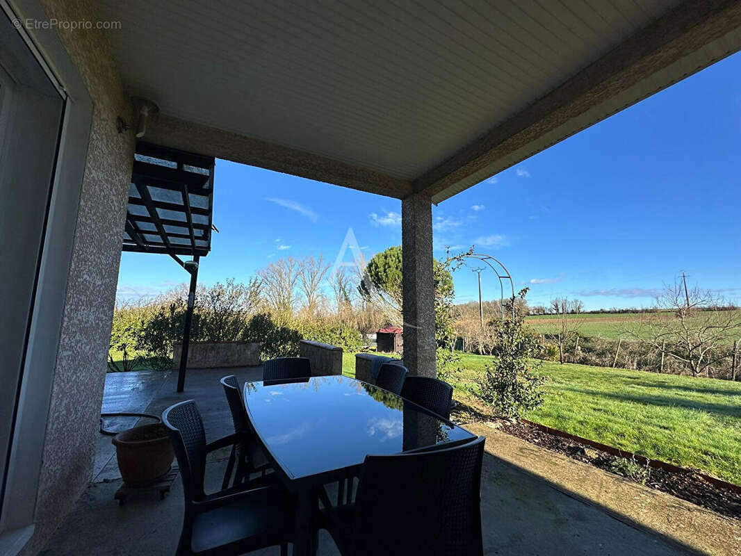 Maison à MONTASTRUC-LA-CONSEILLERE