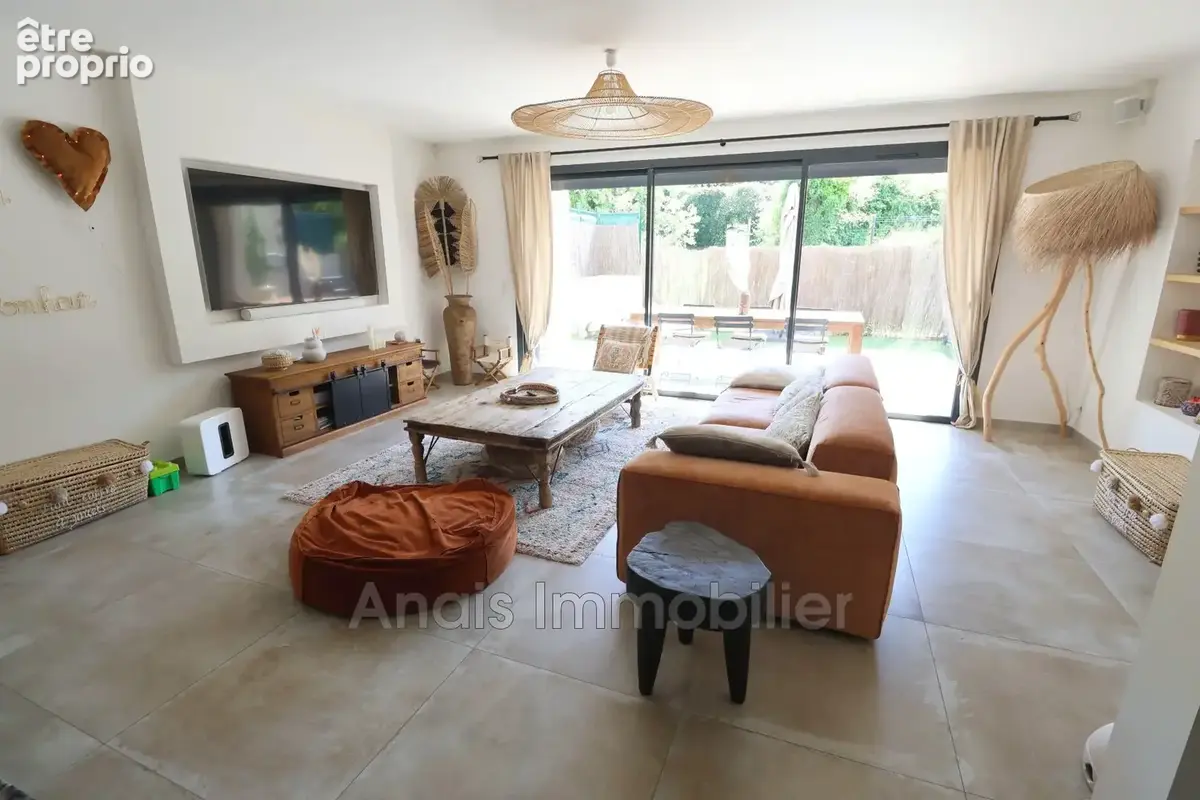 Photo Maison à Cogolin au prix de 645 000€