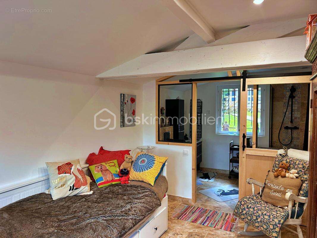 Maison à SAINT-LEGER-EN-YVELINES