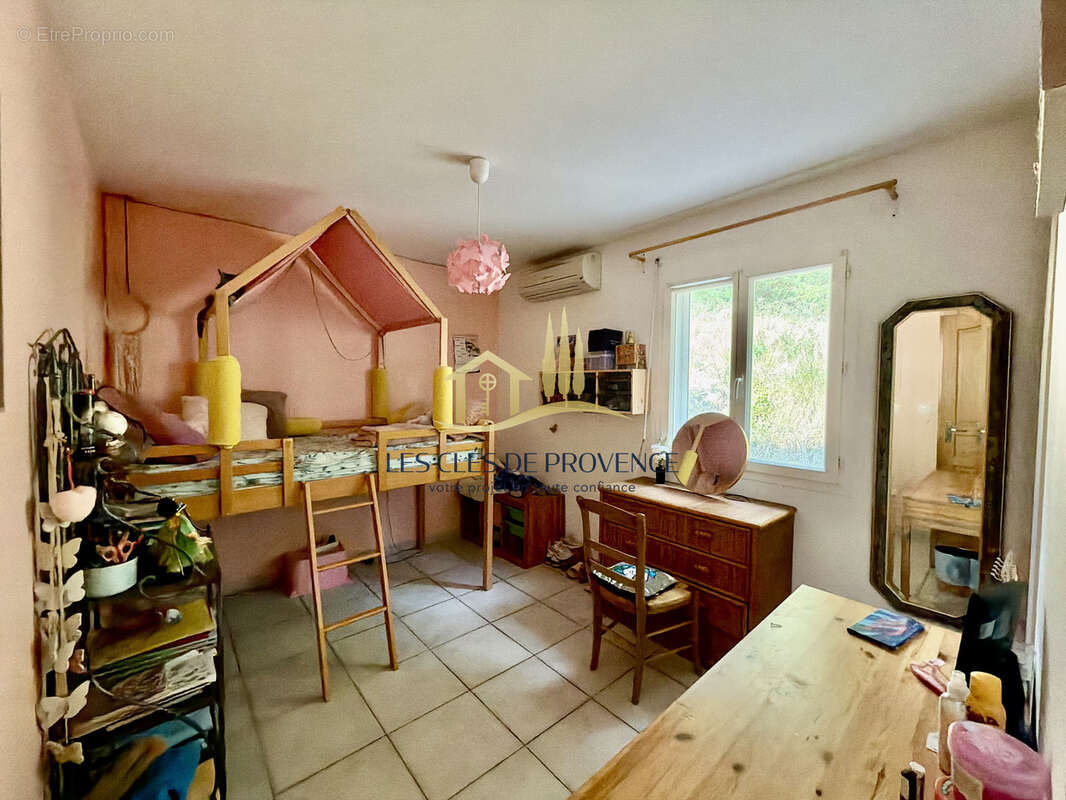 Maison à ROGNAC