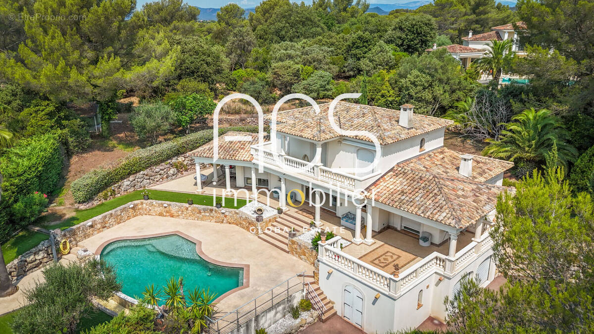 Maison à SAINT-RAPHAEL