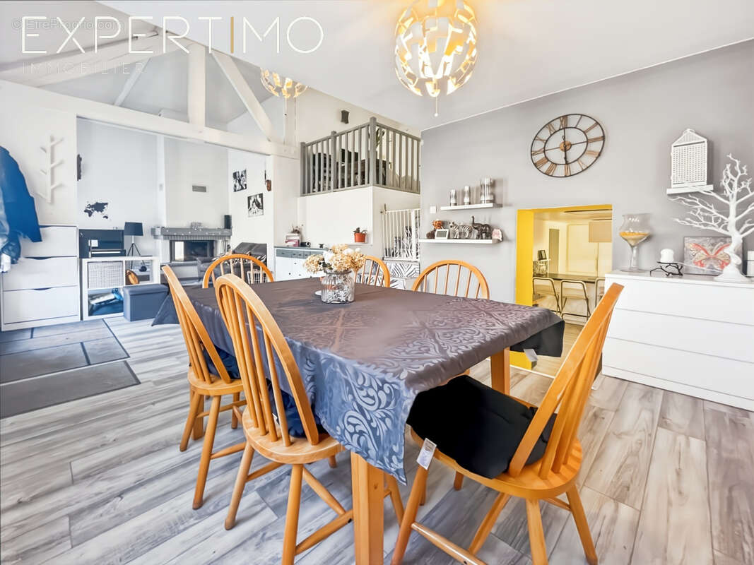 Maison à BUNO-BONNEVAUX