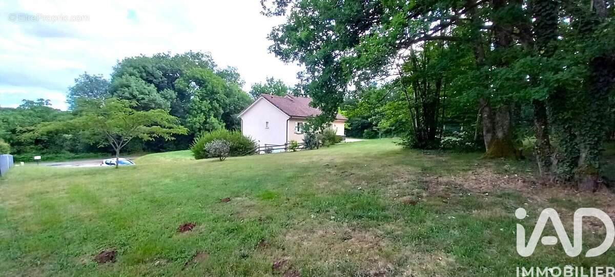 Photo 3 - Maison à MAGNAC-BOURG