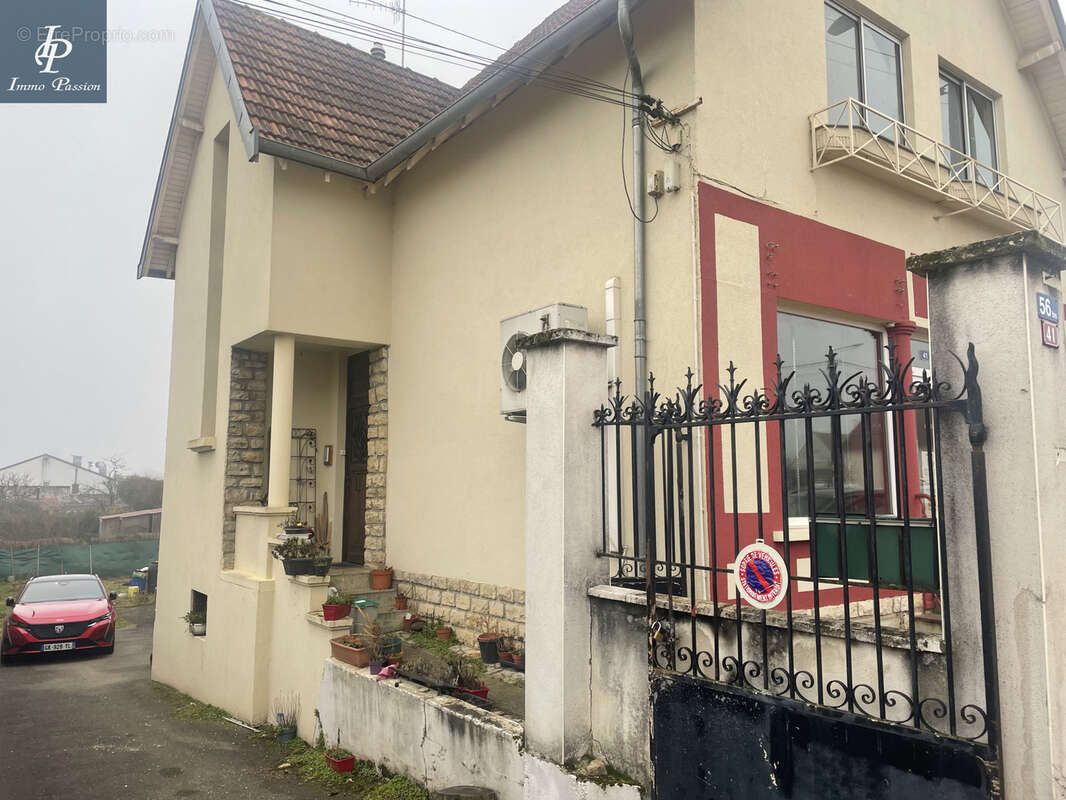 Maison à CHENOVE