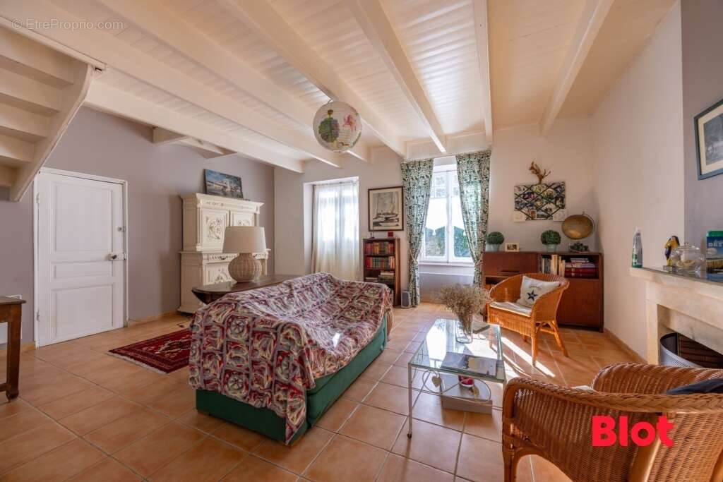 Maison à LE MINIHIC-SUR-RANCE