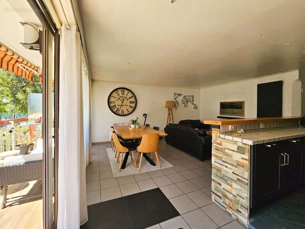 Appartement à SAINT-RAPHAEL