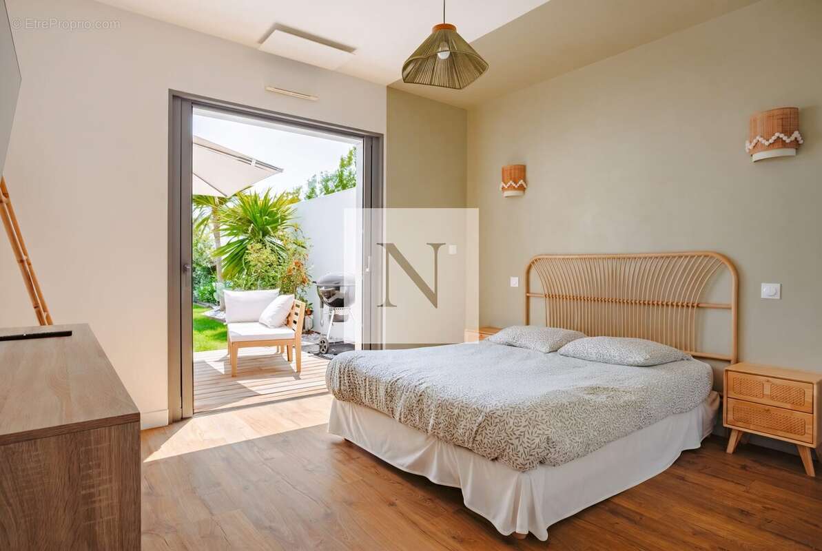 Maison 150 m² à Lagord  - photo 8