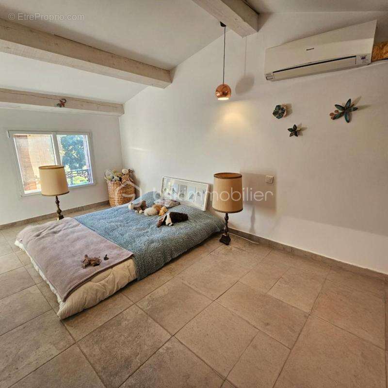 Maison à LA GARDE-FREINET