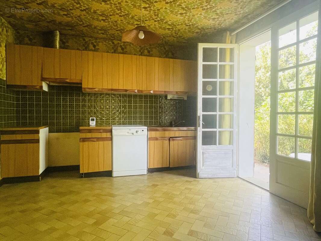 Maison 152 m² à Chirac  - photo 6