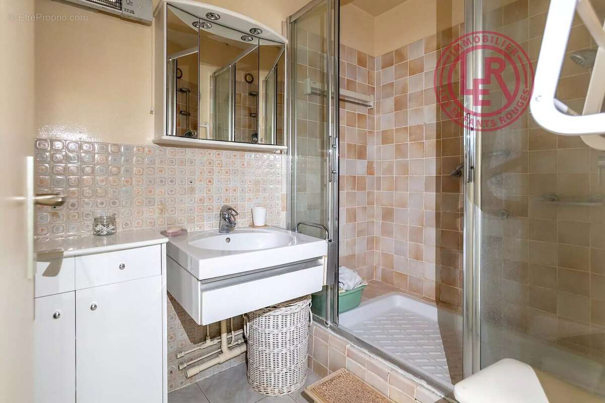 Appartement à PARIS-11E