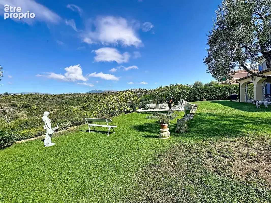 Sur la Côte d'Azur, villeneuve-Loubet limite Biot, calme jardin garage, parking, piscine - photo 13