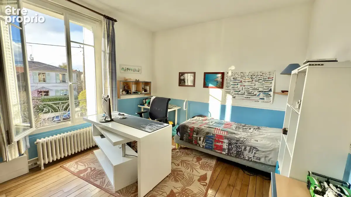 Meulière de 170m2 avec jardin et garage à 5 min à pied de la gare. - photo 13