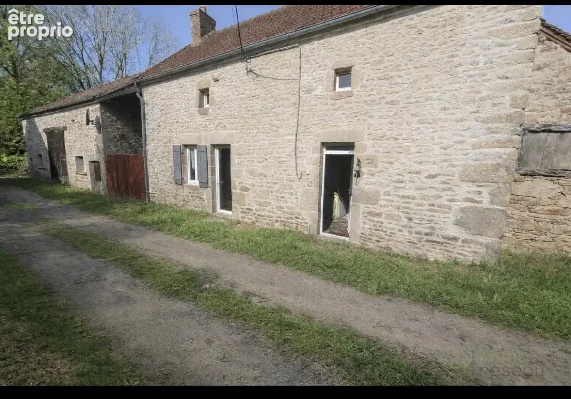 Maison à JALESCHES
