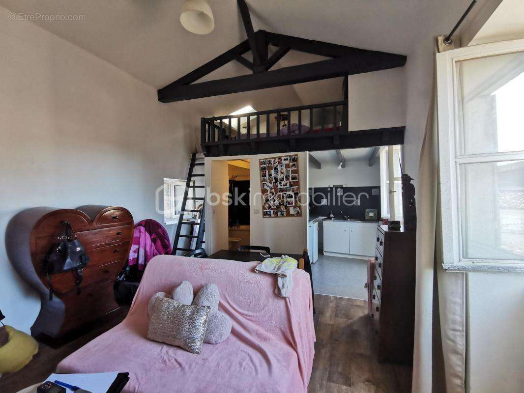 Appartement à COGNAC