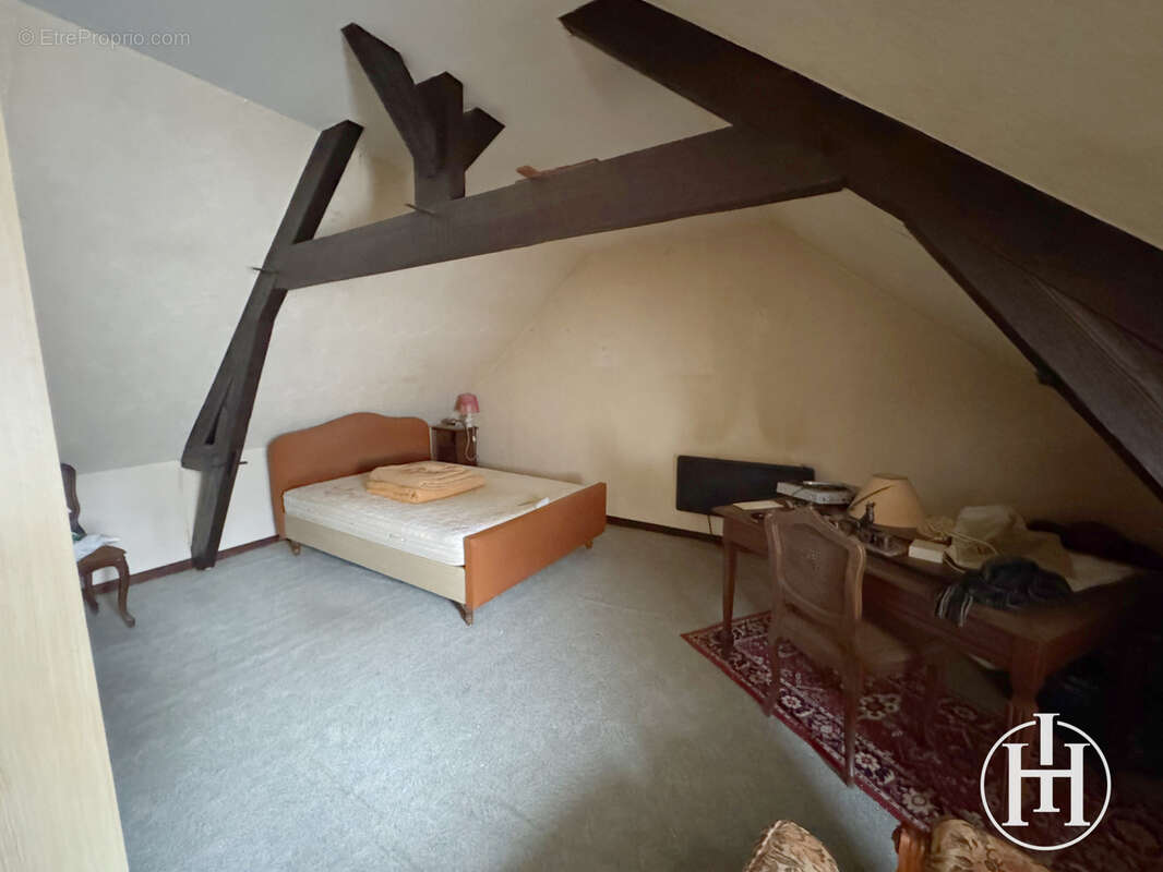 Maison à SAINT-AMAND-MONTROND