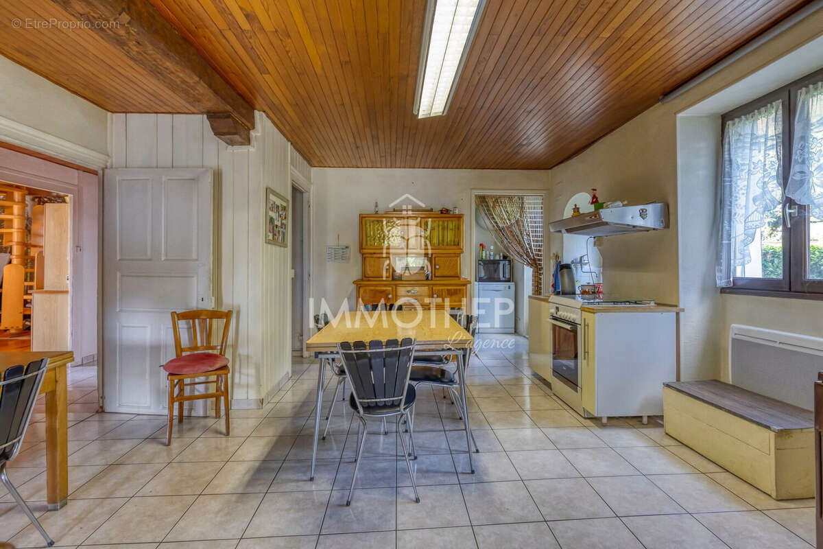 Maison à MOIRANS