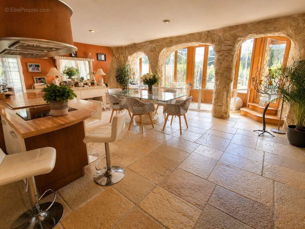 Maison à vendre 6 pièces mirecourt (88) maison d'exception avec piscine spa terrain - photo 3