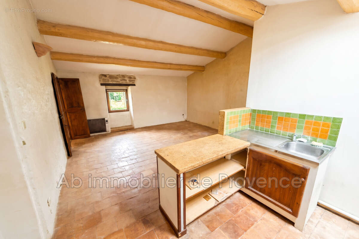 Appartement à Rognes  - photo 4
