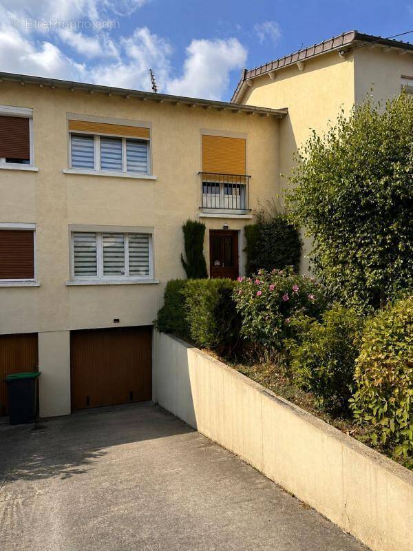 Maison 4 pièces 96 m² · à Ollainville · 96 m² · 284 000 €