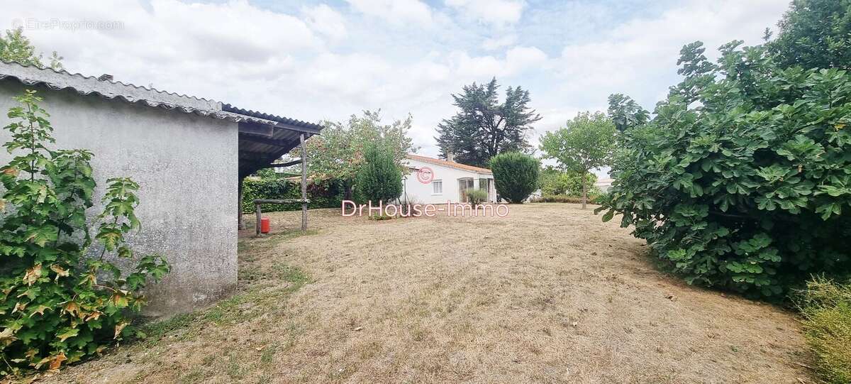 Maison 4 pièces 70 m² à vendre à Saint-Denis-Du-Payre (85580) - photo 3