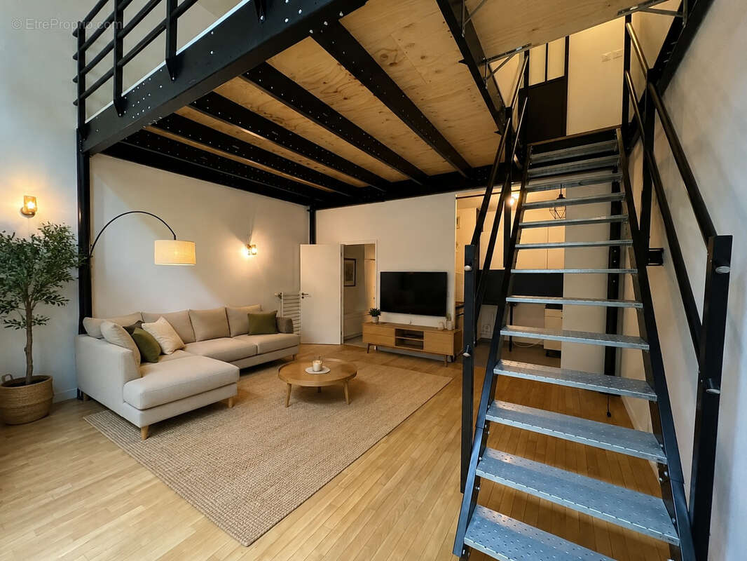 Appartement à BOULOGNE-BILLANCOURT