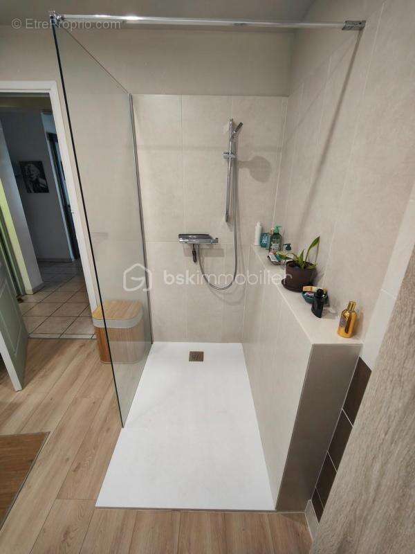 Maison à LAMALOU-LES-BAINS