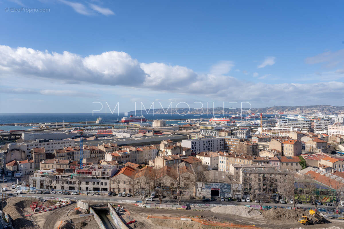 Appartement à MARSEILLE-3E