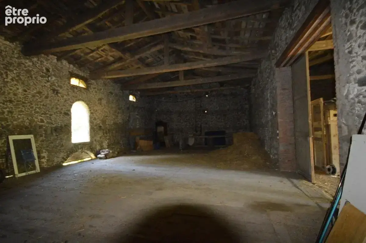 très bel ensemble immobilier de 3 habitations sur 3.38 hectares - photo 11