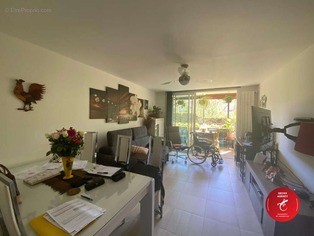 Appartement à COGOLIN