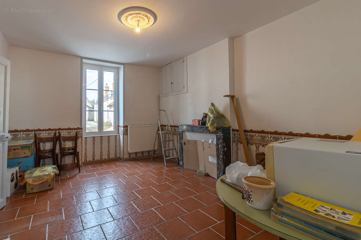 Maison La Vernelle 6 pièce(s) 159 m2 - photo 9