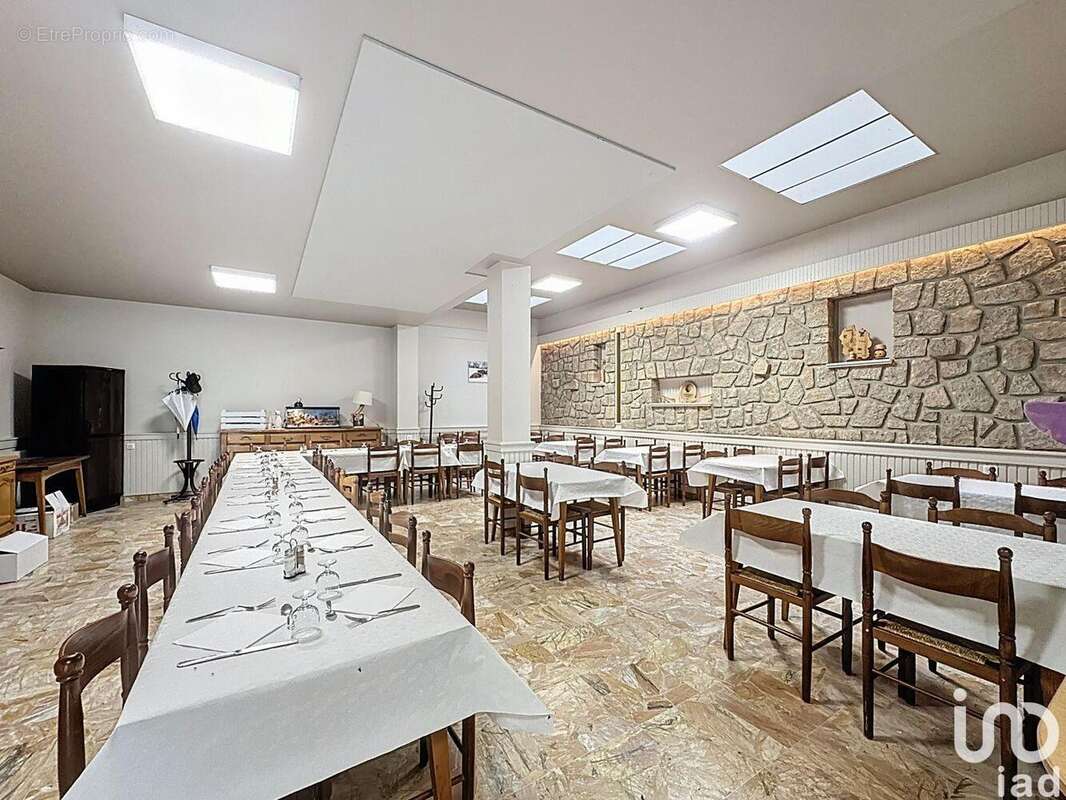 Photo 3 - Commerce à SAINT-ALBAN-SUR-LIMAGNOLE