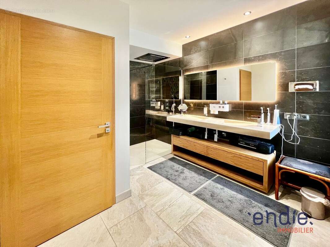 Maison à CHATELLERAULT