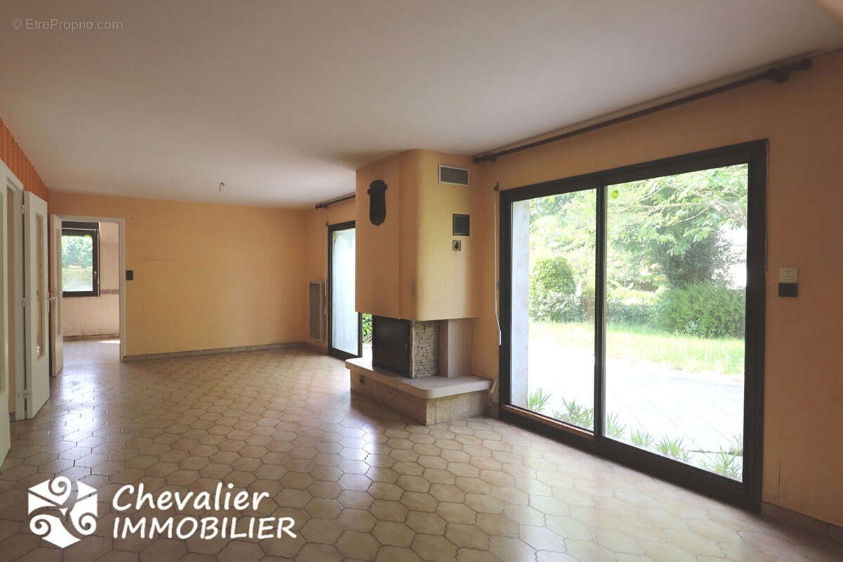 Maison à SAINT-NOLFF