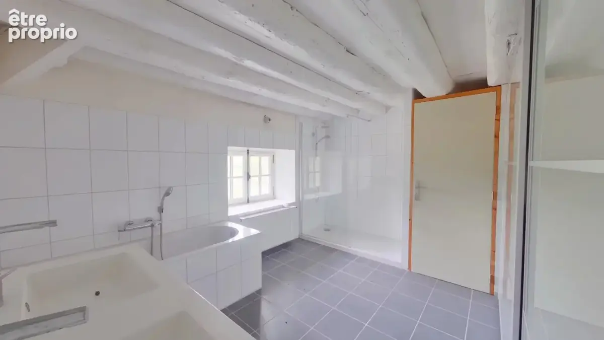 Ensemble immobilier au bord de la rivière d'Ain - photo 9