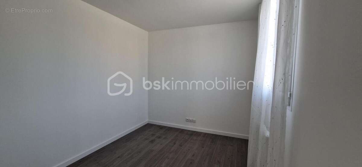 COUP DE CŒUR – Maison contemporaine de plain-pied de 130 m² sur un terrain de 1 210 m² - photo 7