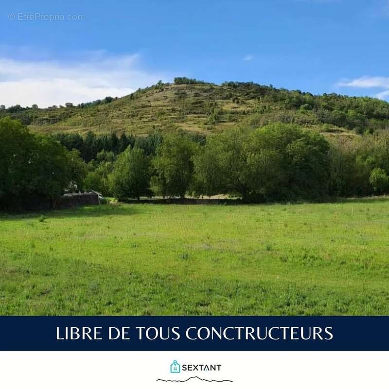 Terrain à SAINT-SATURNIN