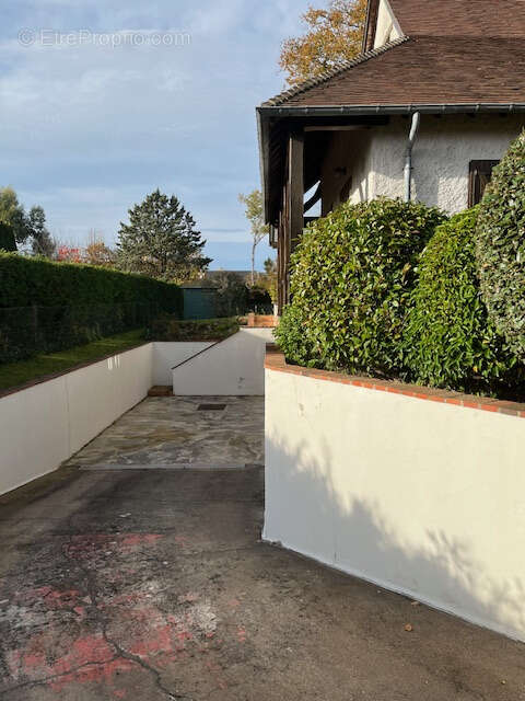 Maison à SAINT-CYR-EN-VAL