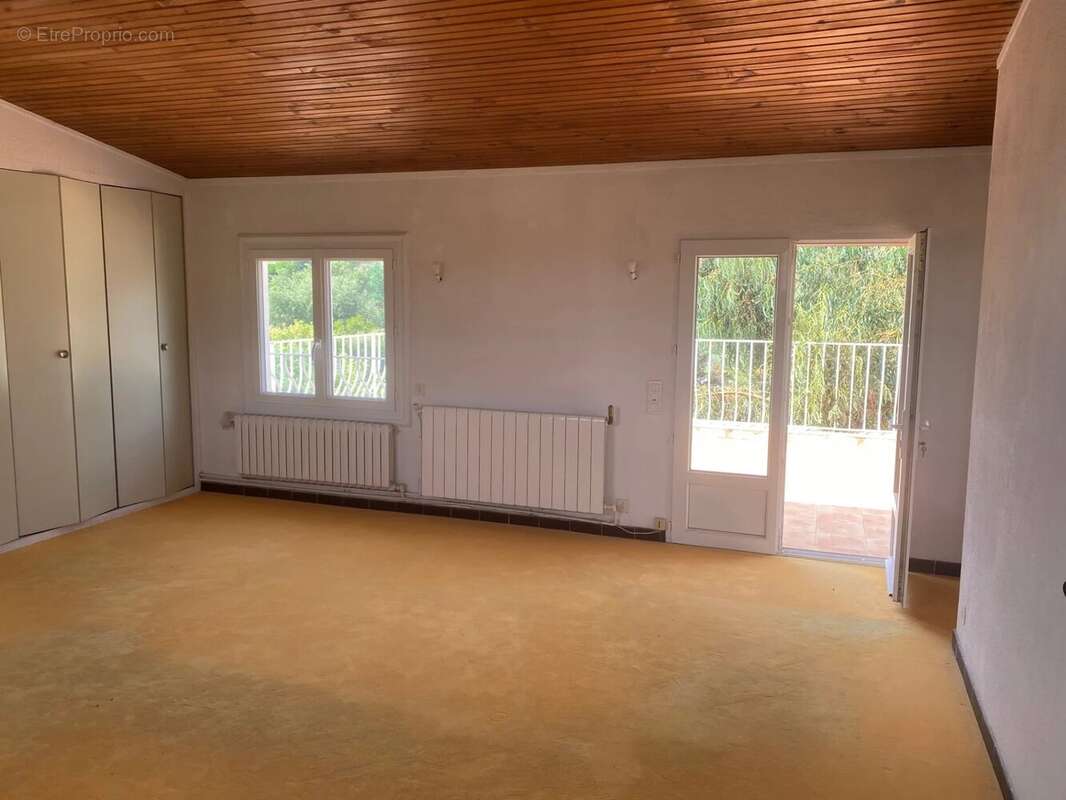 Maison à Grimaud  - photo 11