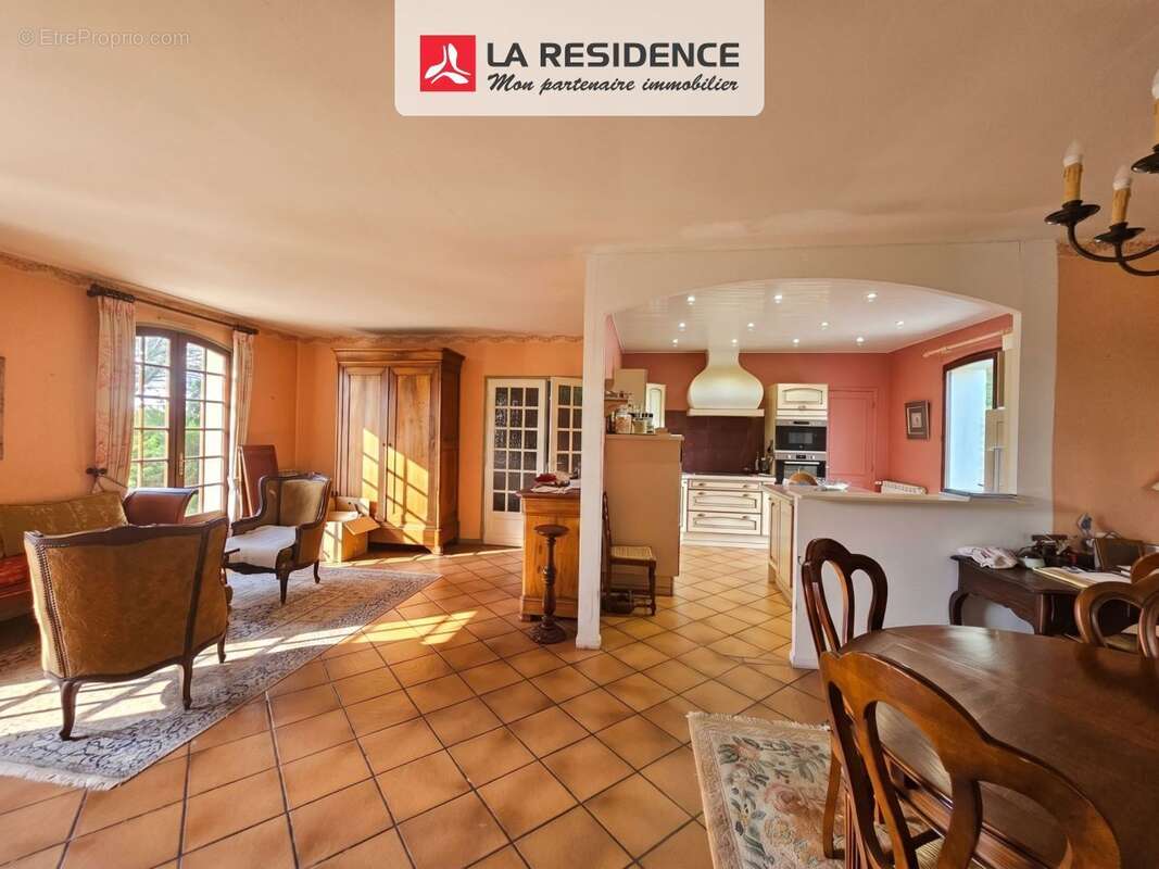 Maison 134 m² à Revel  - photo 4