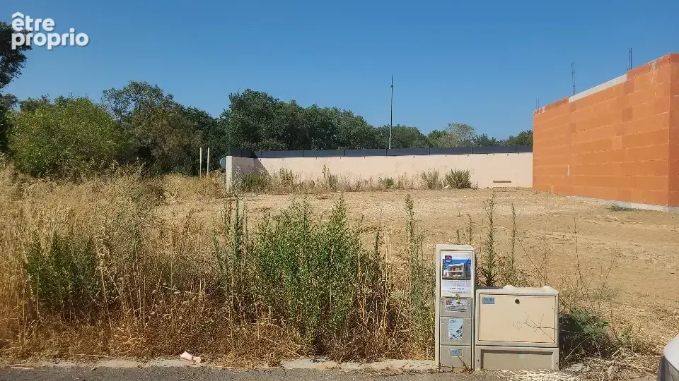 Photo Terrain à Magalas au prix de 75 000€