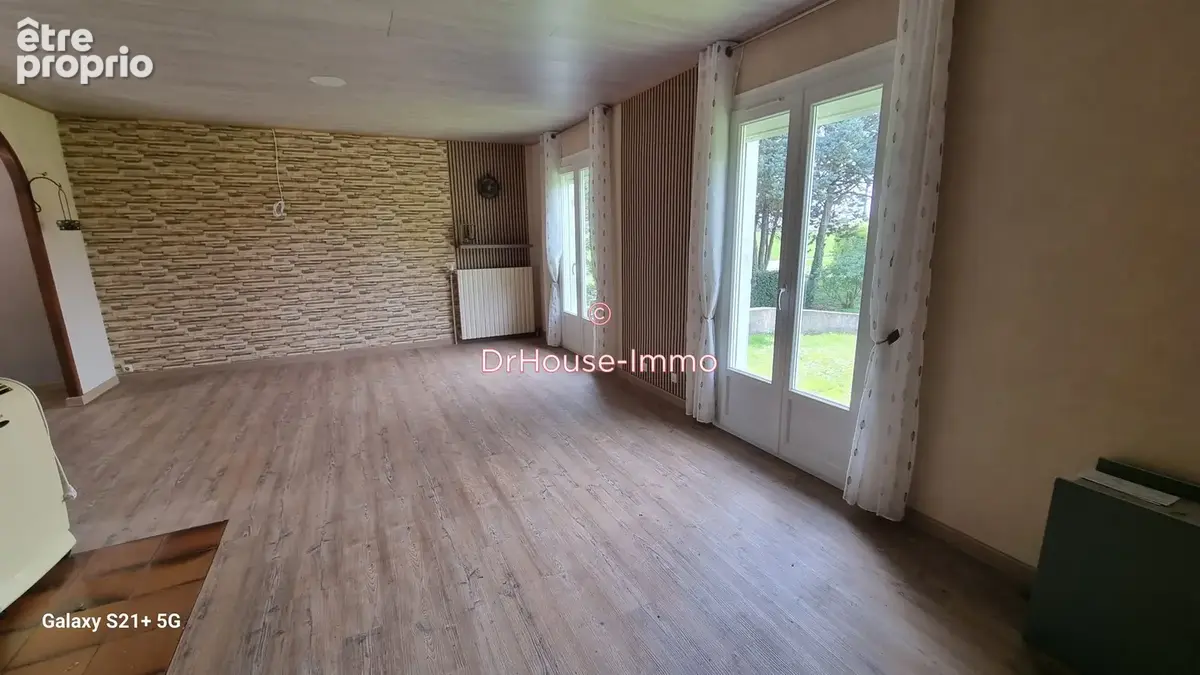 Maison 10 pièces 192 m² à vendre à Villemandeur (45700) - photo 4