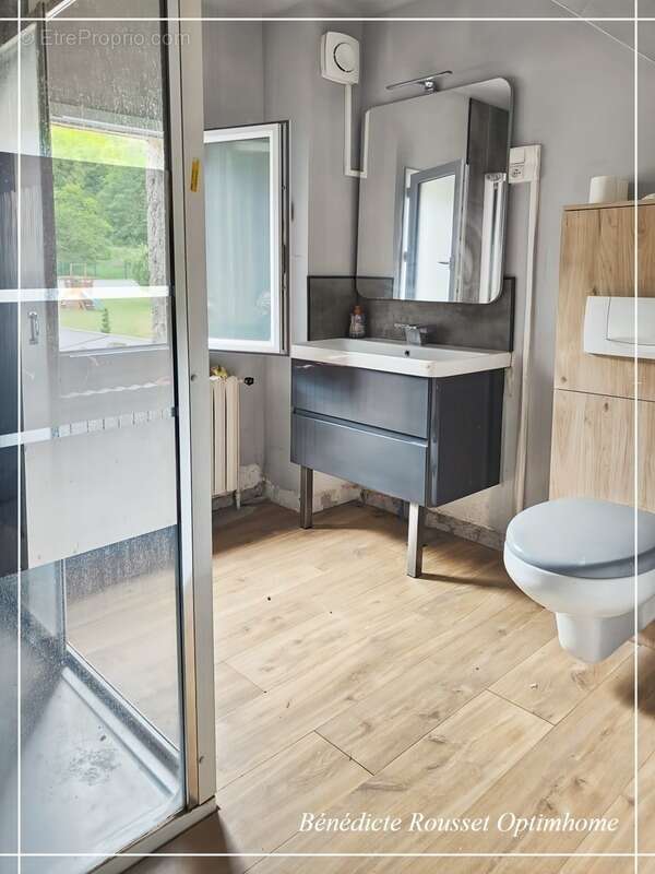 Maison individuelle pleine de charme avec terrasse, un bien rare à Labruyère - photo 6