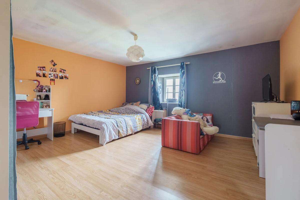 Maison à VAL-DE-MEUSE