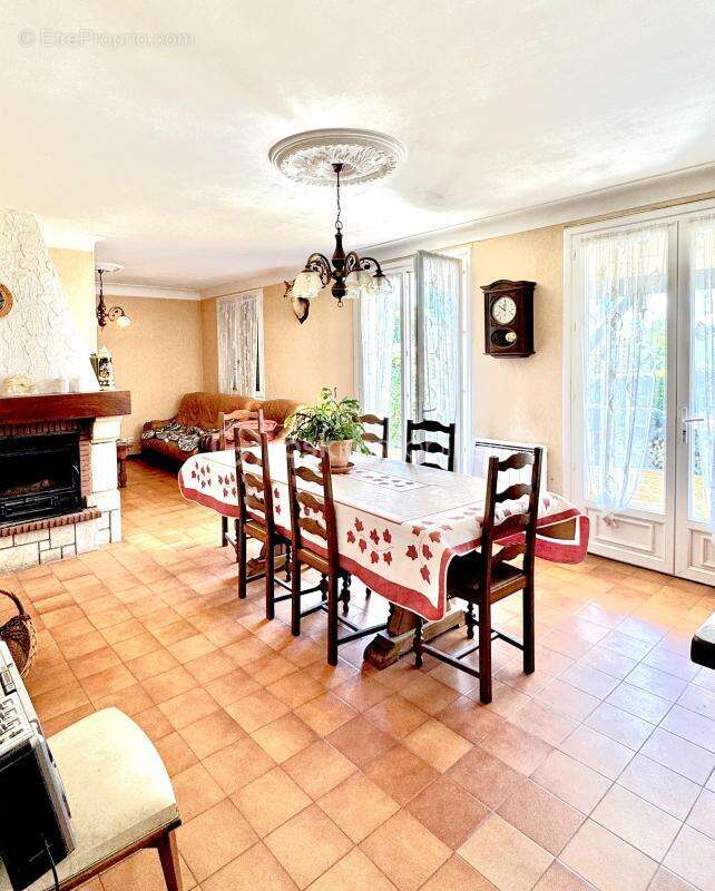 Maison de plain-Pied avec garage et jardin-Fleurance (32500) - photo 5